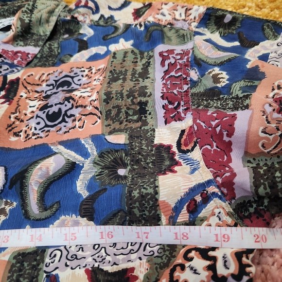 Jonathan Martin Vintage 90s Abstract Floral Patchwork Silk Button Down Shirt - Picture 6 of 7